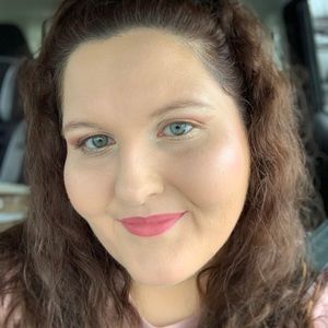 Meet your Posher, Bethany